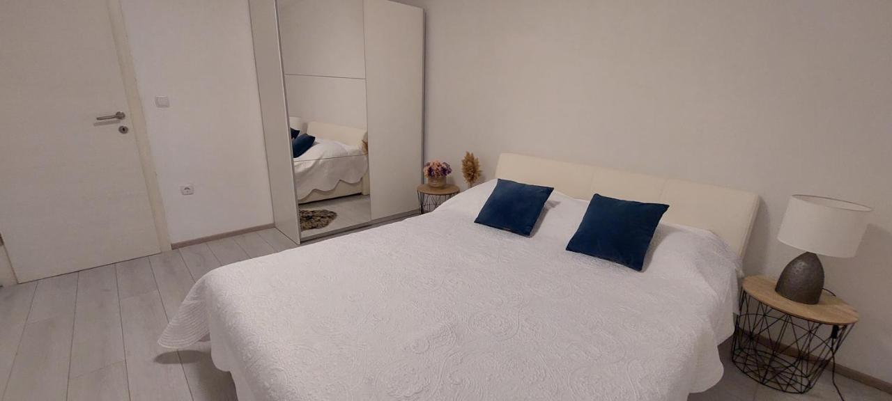 Apartmani Nikola Trogir Habitación foto